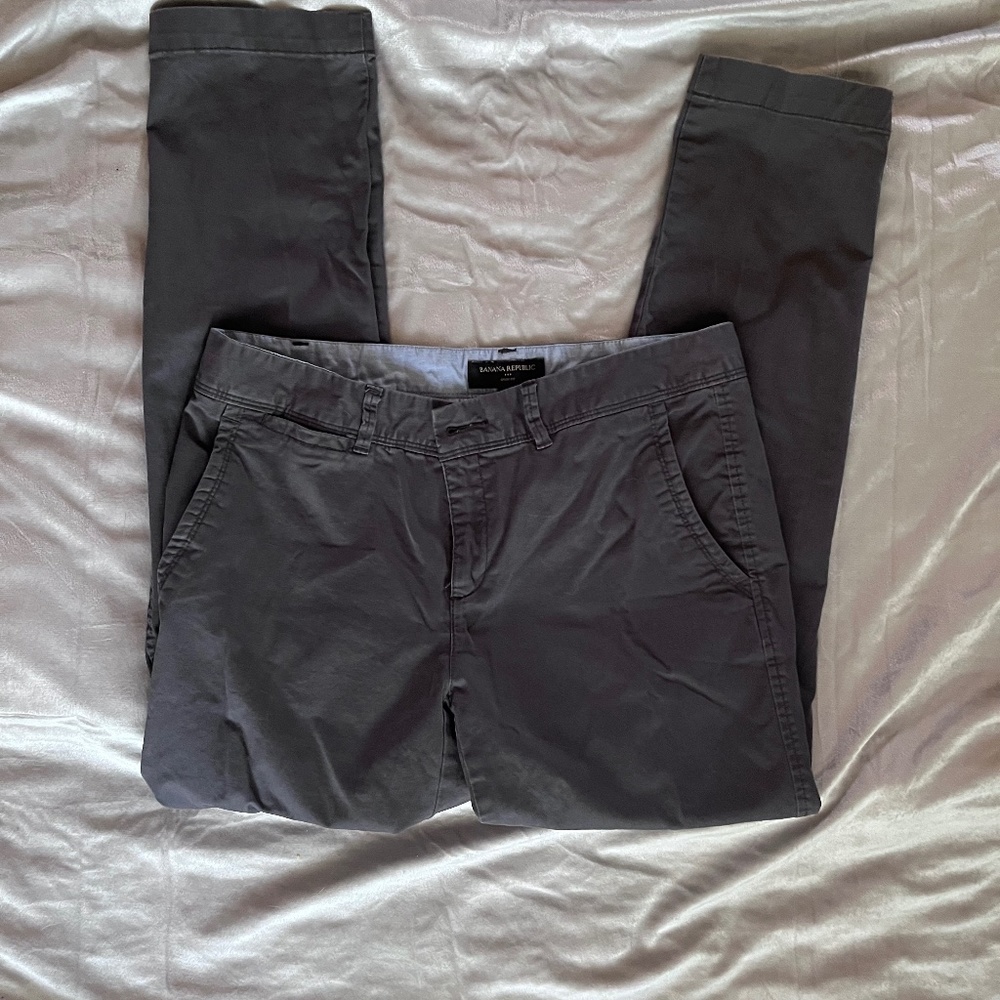 Banana Republic Size 4 Charcoal Ryan Fit Pants